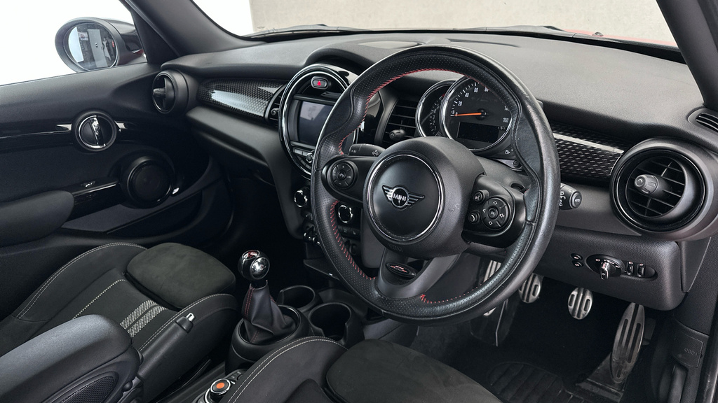 Mini Hatch 1.5 Cooper Classic II  #10