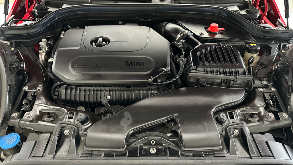 Mini Hatch 1.5 Cooper Classic II  #21
