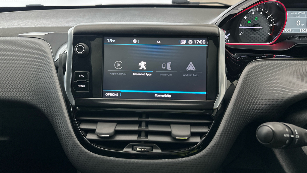 Peugeot 2008 Allure Premium White #15