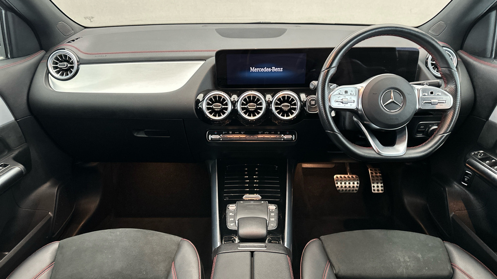 Mercedes-Benz EQA 250 Amg Line White #13