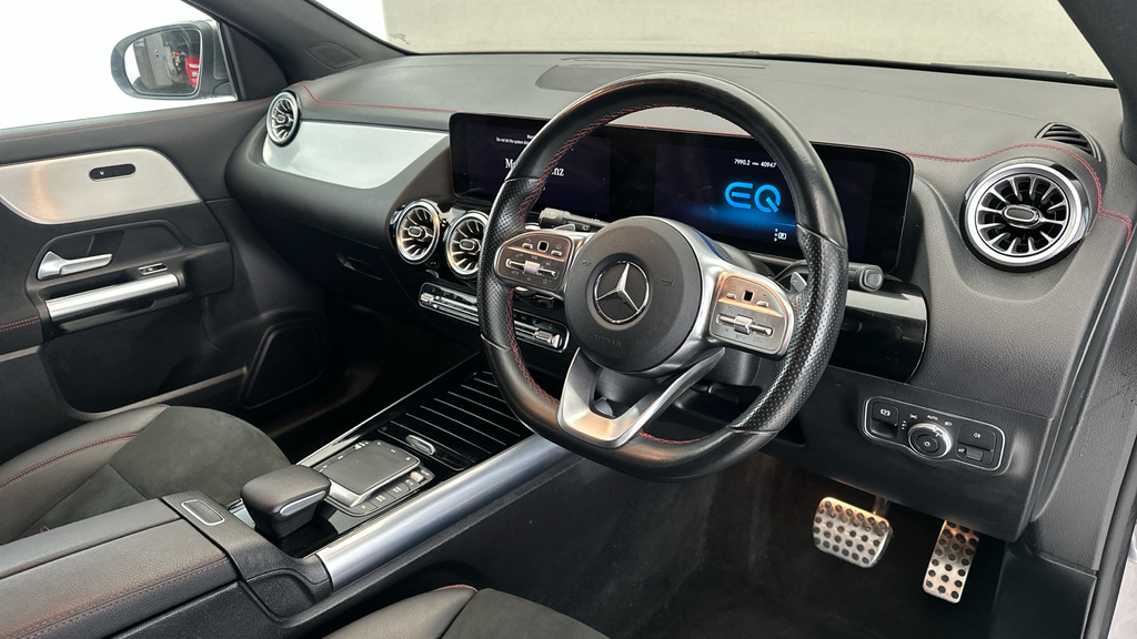 Mercedes-Benz EQA 250 Amg Line White #11