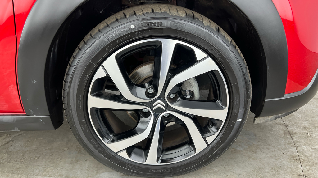 Citroen C3 1.2 Puretech 110 Plus Eat6 White #29