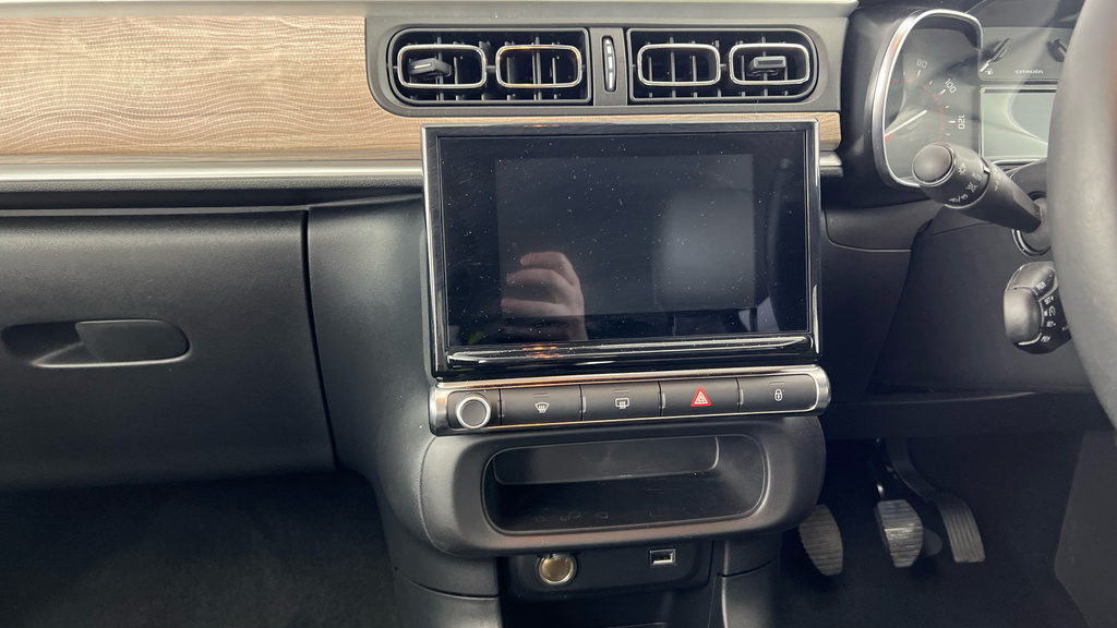 Citroen C3 1.2 Puretech 110 Plus Eat6 White #21