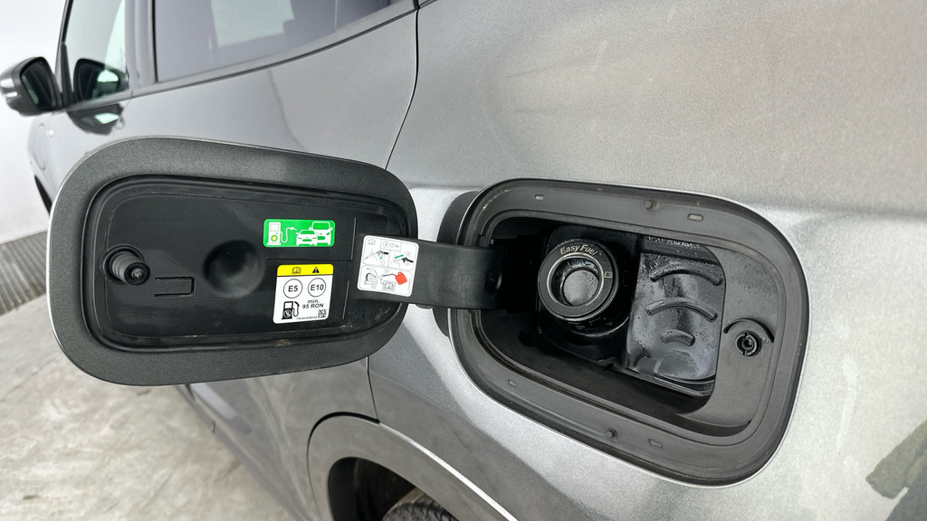 Ford Kuga 2.5 Phev Vignale Cvt White #34