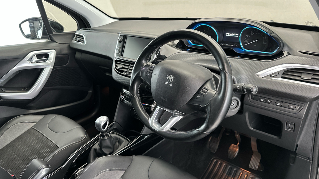 Peugeot 2008 Active Grey #10