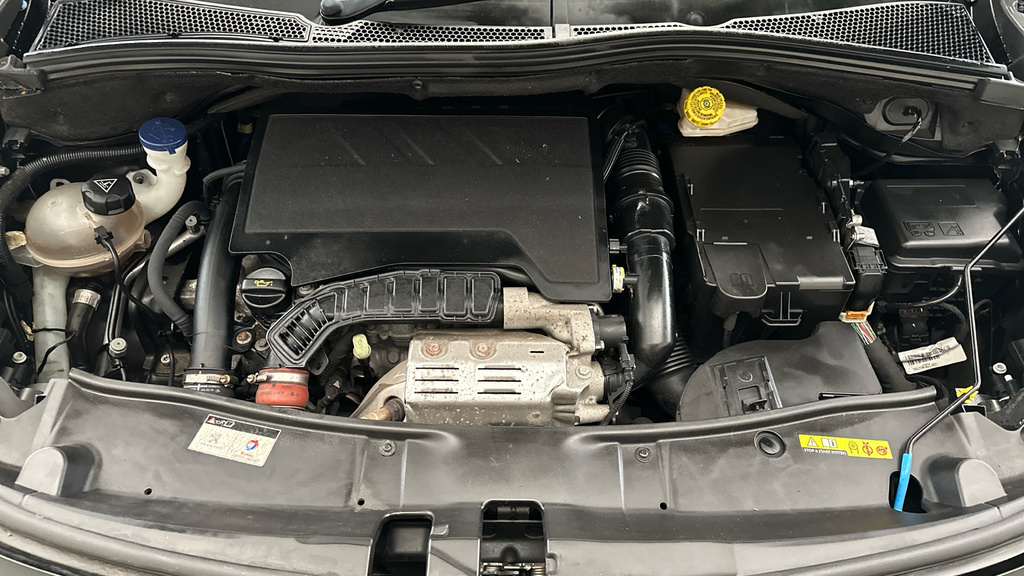 Peugeot 2008 Active Grey #21