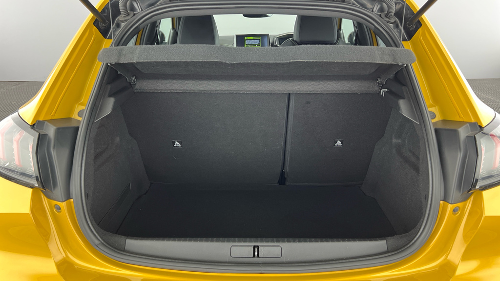 Peugeot 208 208 Active Puretech Ss Yellow #27
