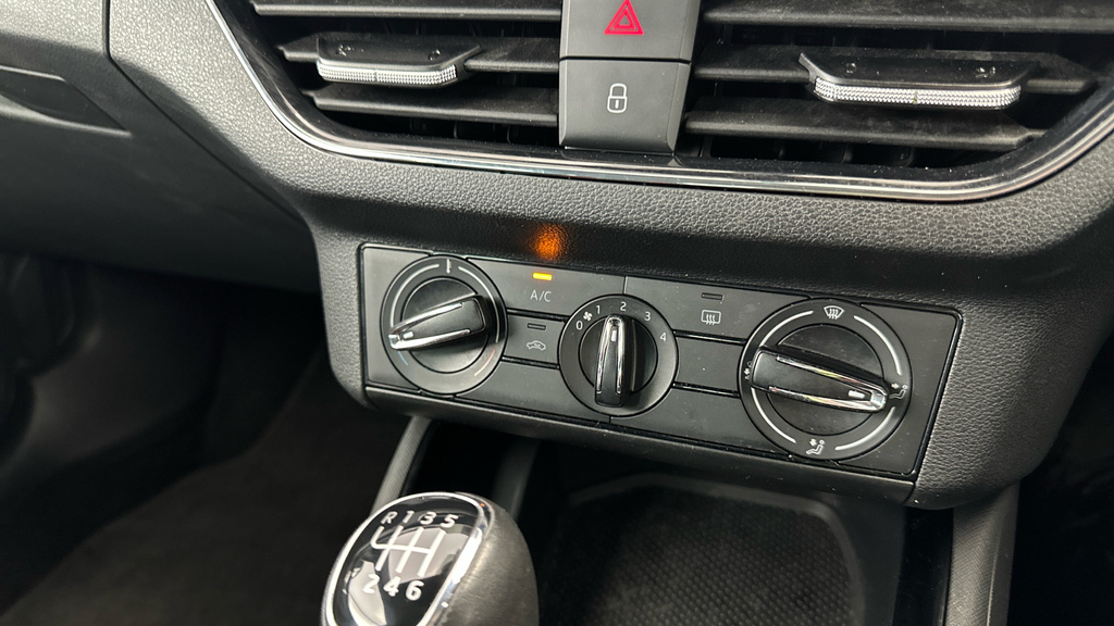 Skoda Kamiq Se Drive Silver #17