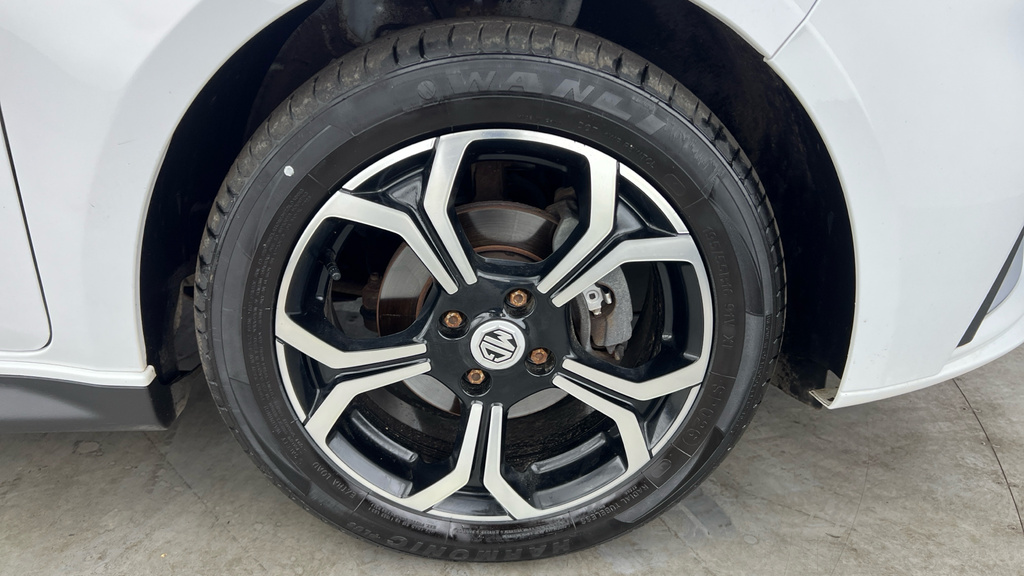 MG MG3 1.5 Vti-tech Exclusive Euro 6 Ss Silver #29
