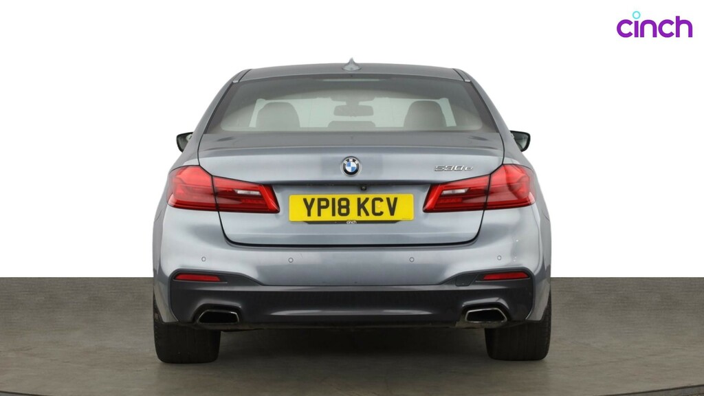 BMW 5 Series Saloon Blue #4