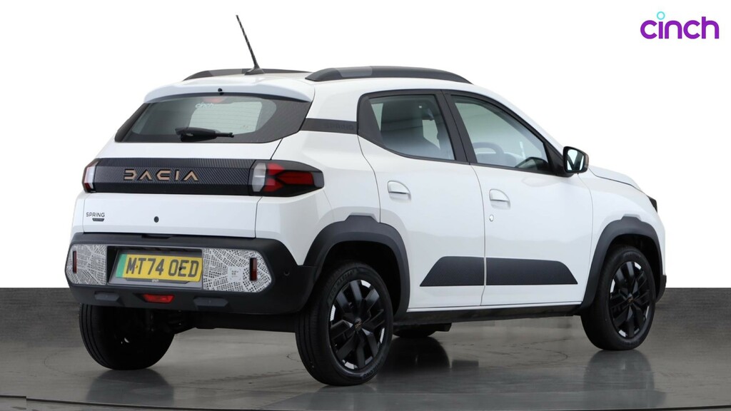 Dacia Spring 27Kwh Extreme 65 48Kw 2024 Red #3