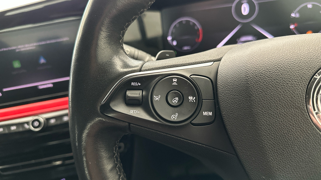 Vauxhall Mokka Sri Premium White #12