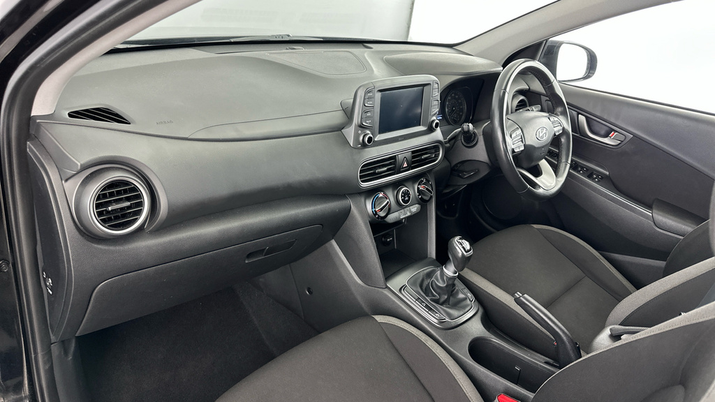 Hyundai Kona Hatchback Yellow #10
