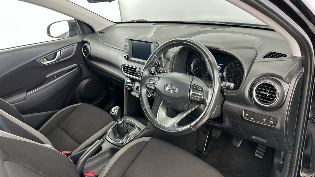 Hyundai Kona Hatchback Yellow #9