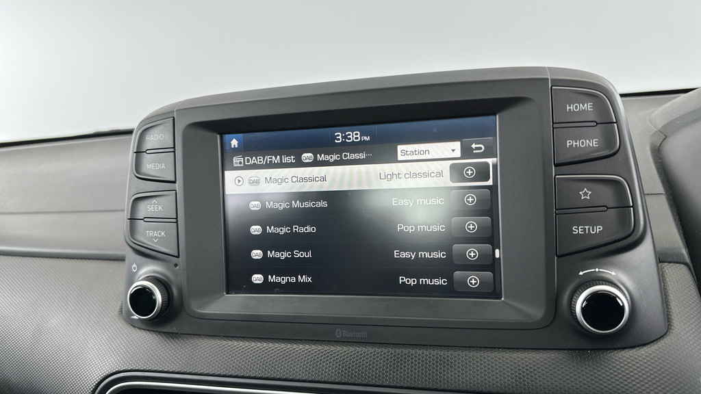Hyundai Kona Hatchback Yellow #15