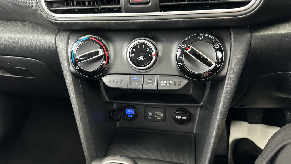 Hyundai Kona Hatchback Yellow #13