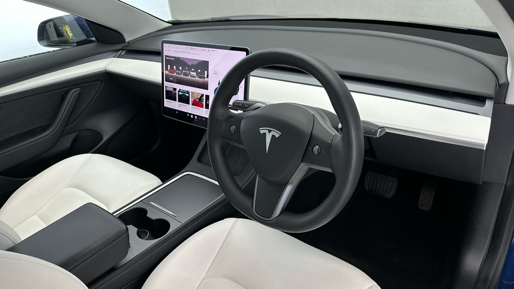 Tesla Model 3 202272 75 Kwh Long Range Saloon Awd 2 K White #12