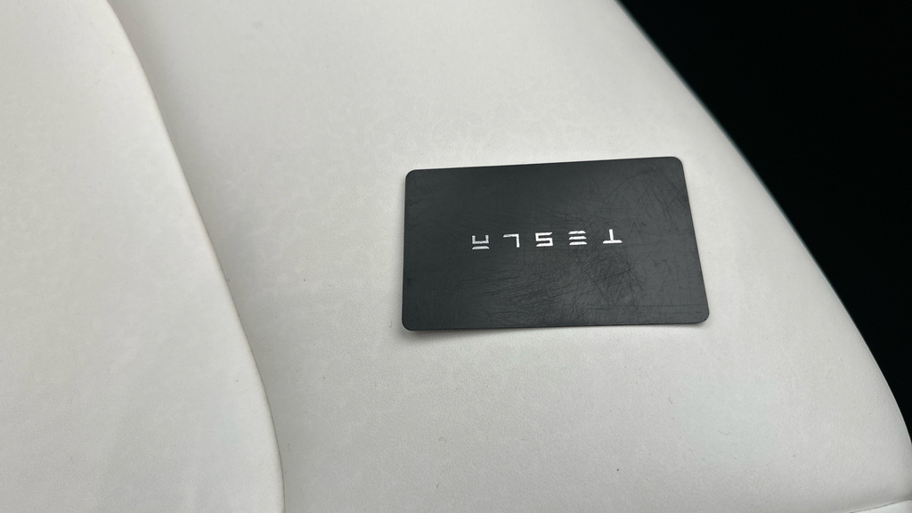 Tesla Model 3 202272 75 Kwh Long Range Saloon Awd 2 K White #29