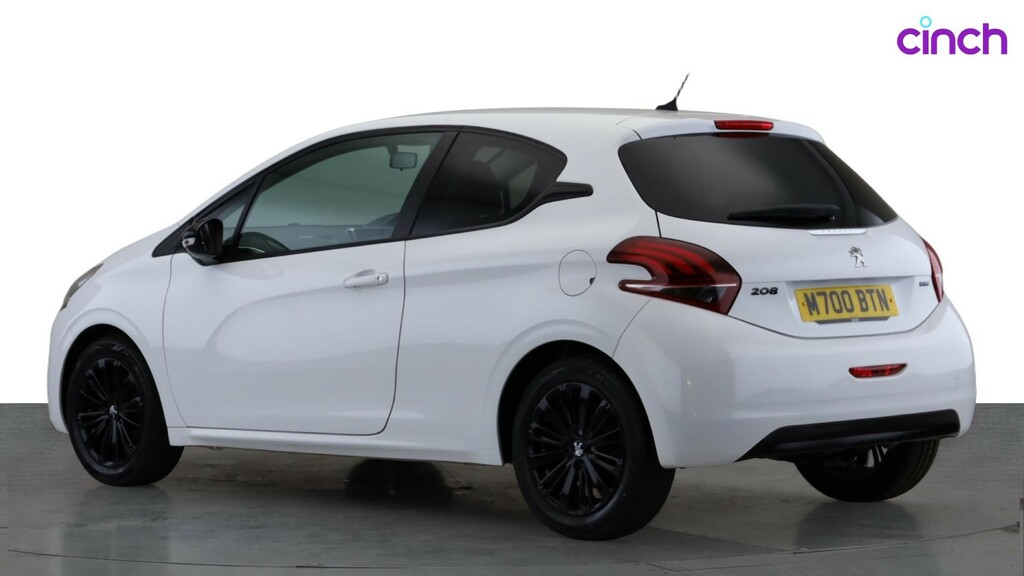 Peugeot 208 1.2 Puretech Active Black #5