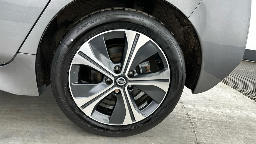 Nissan Leaf 40Kwh Acenta Hatchback 150 Ps Grey #26