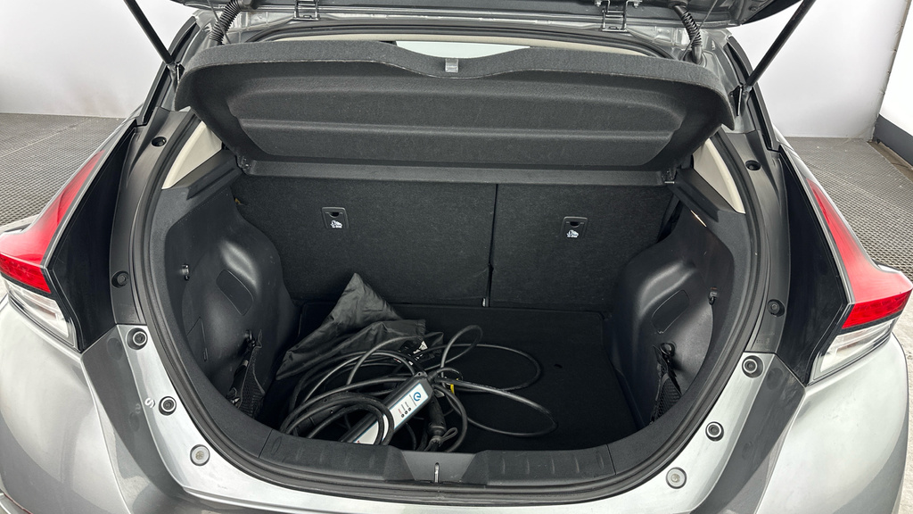 Nissan Leaf 40Kwh Acenta Hatchback 150 Ps Grey #23
