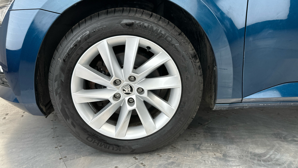 Skoda Superb 2.0 Tdi Cr Se Technology #24