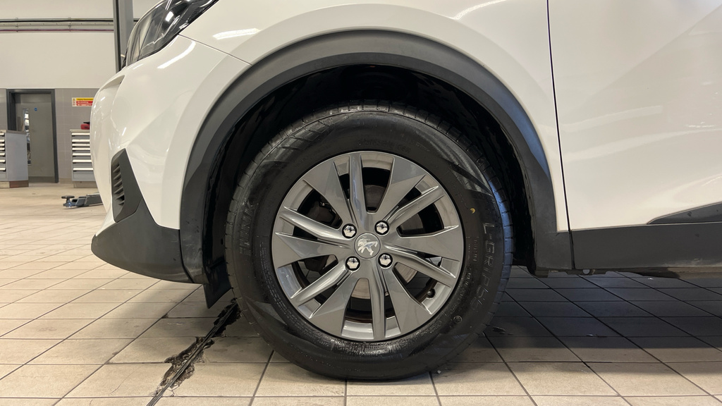 Peugeot 2008 Gt Grey #17