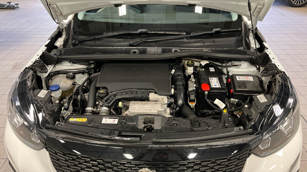 Peugeot 2008 Gt Grey #16