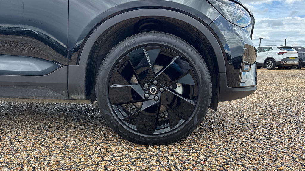 Volvo XC40 B3 P Plus Dark Rear Camera, Heated Seats, Apple #17