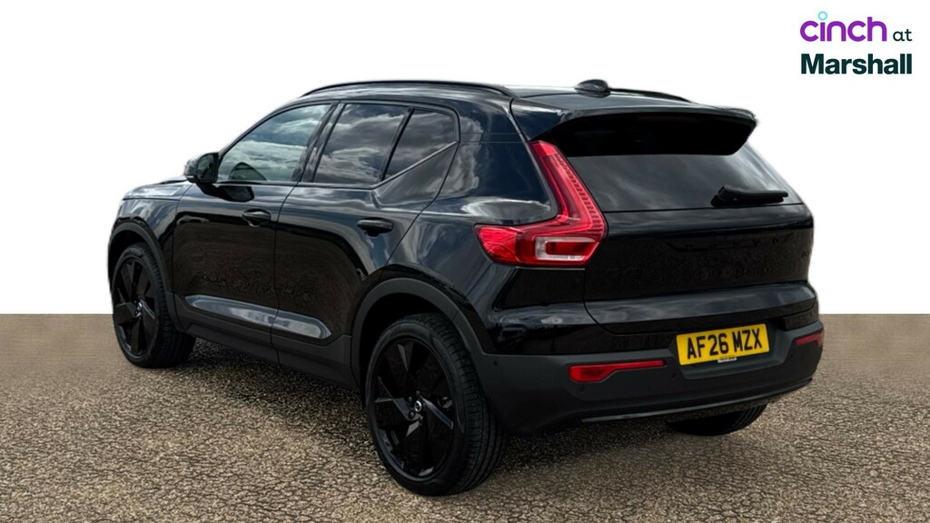 Volvo XC40 B3 P Plus Dark Rear Camera, Heated Seats, Apple #5