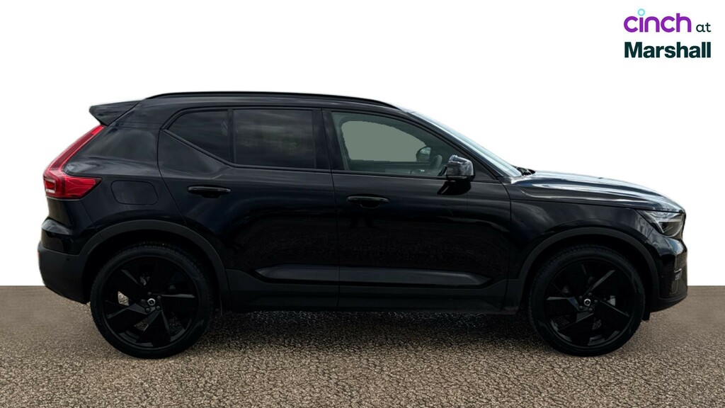 Volvo XC40 B3 P Plus Dark Rear Camera, Heated Seats, Apple #2