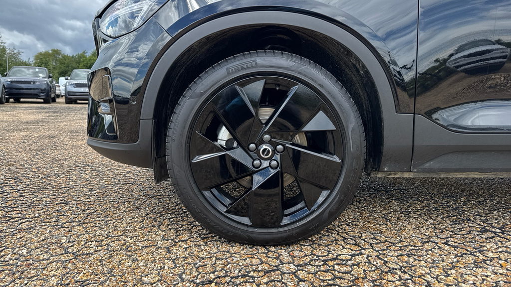 Volvo XC40 B3 P Plus Dark Rear Camera, Heated Seats, Apple #18