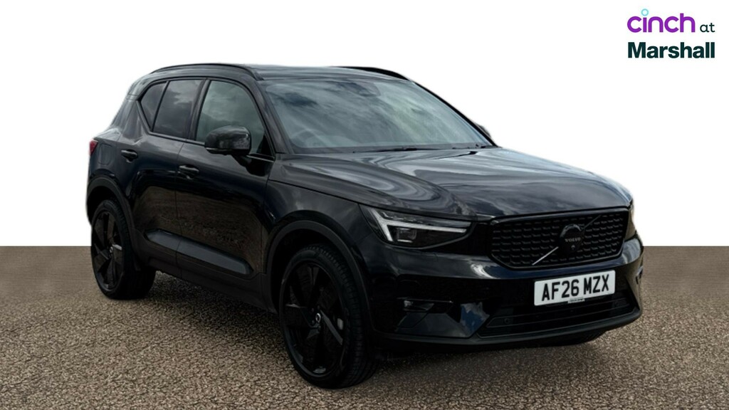 Volvo XC40 B3 P Plus Dark Rear Camera, Heated Seats, Apple #1