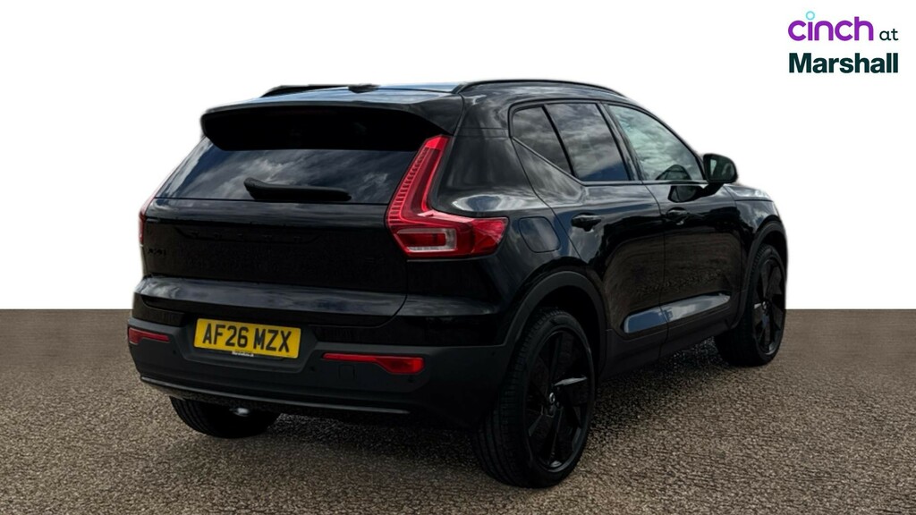 Volvo XC40 B3 P Plus Dark Rear Camera, Heated Seats, Apple #3