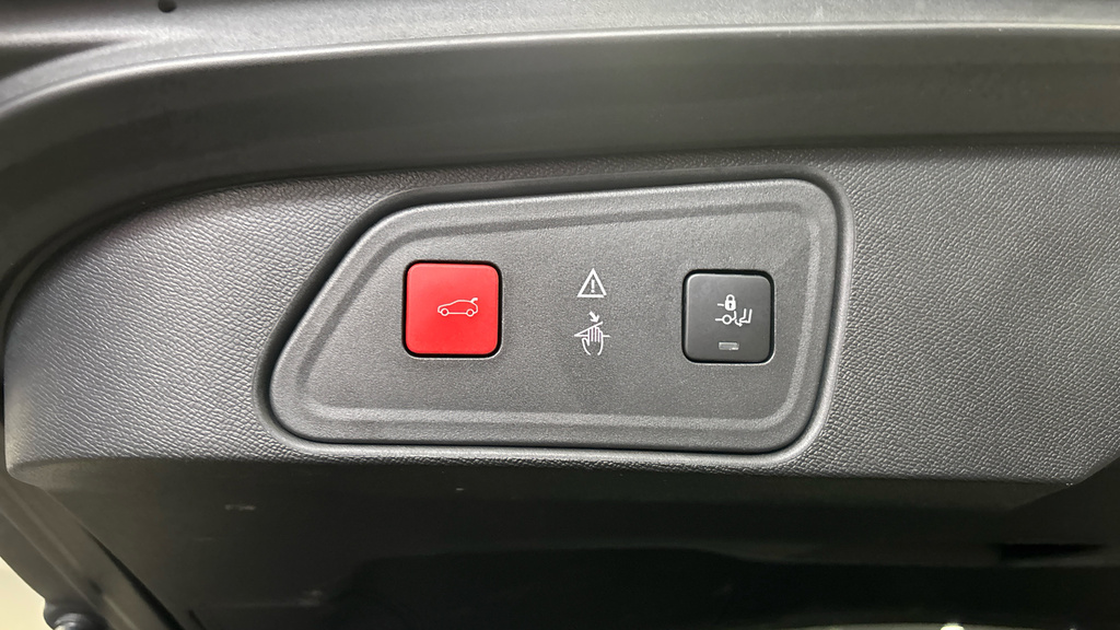 Peugeot 3008 Puretech Ss Active Grey #38