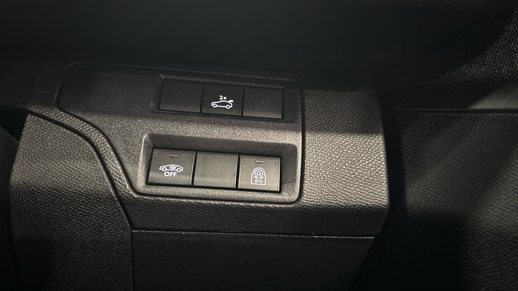 Peugeot 3008 Puretech Ss Active Grey #39