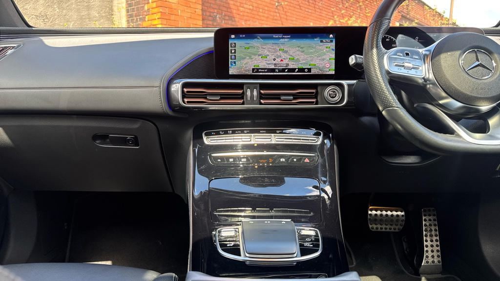 Mercedes-Benz EQC Suv White #16