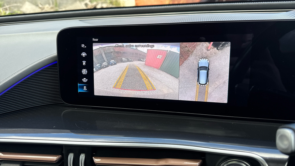 Mercedes-Benz EQC Suv White #44