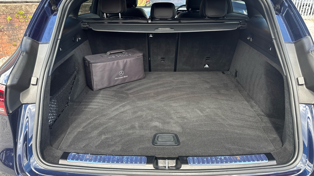 Mercedes-Benz EQC Suv White #19