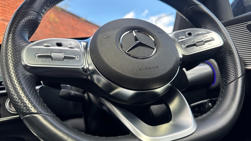 Mercedes-Benz EQC Suv White #31