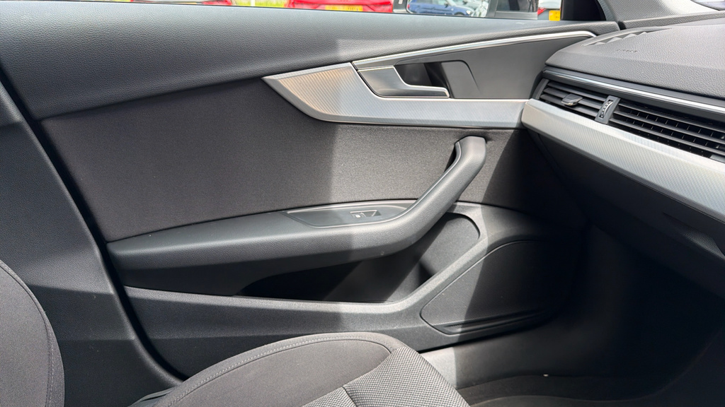 Audi A4 Avant 35 Tfsi S Line S Tronic Tech Pack Black #50