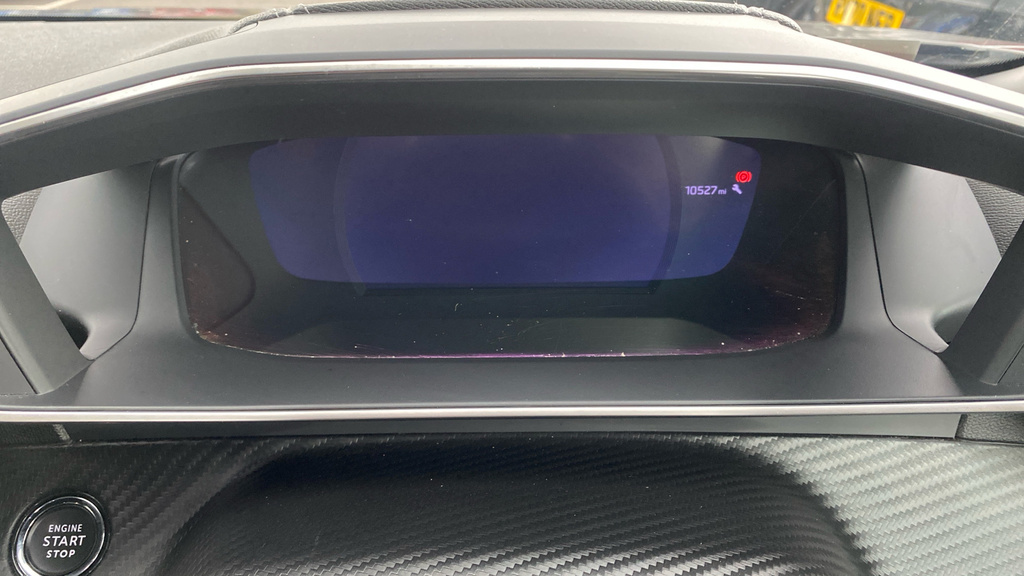 Peugeot 2008 1.2 Puretech Allure Black #24