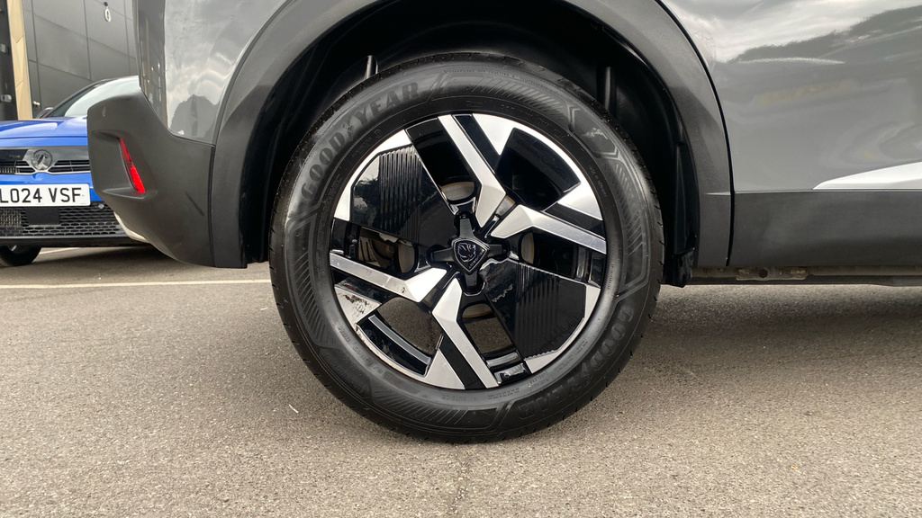 Peugeot 2008 1.2 Puretech Allure Black #30
