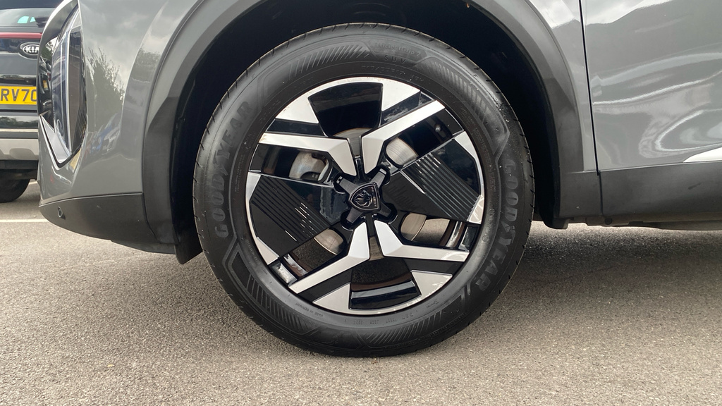 Peugeot 2008 1.2 Puretech Allure Black #28