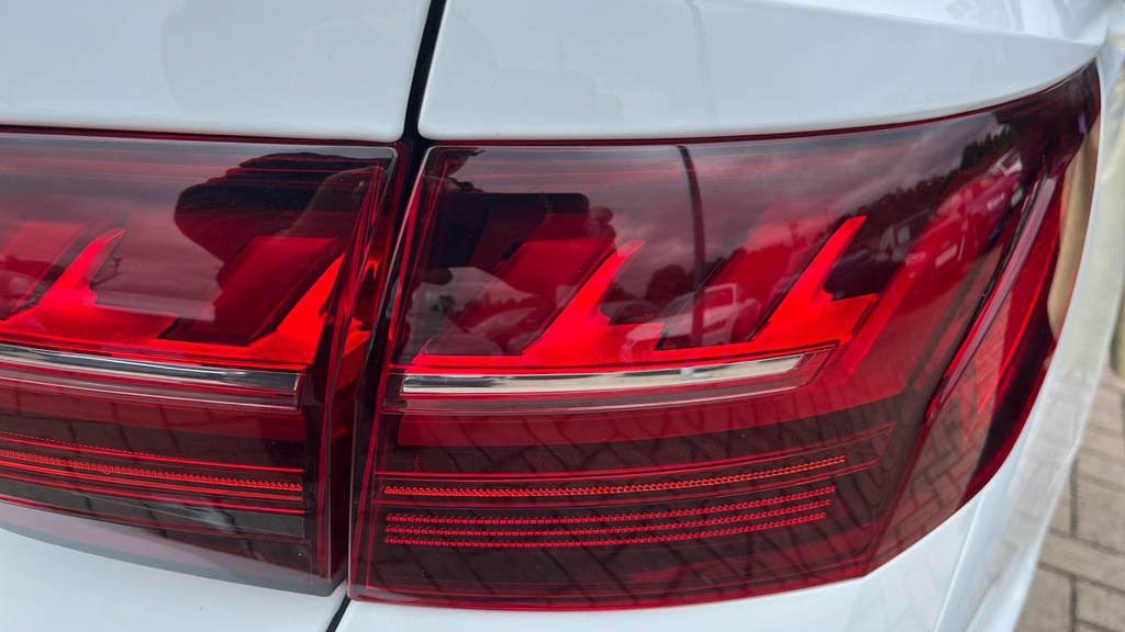 Audi A4 Avant Tfsi 40 Black Edition Grey #36