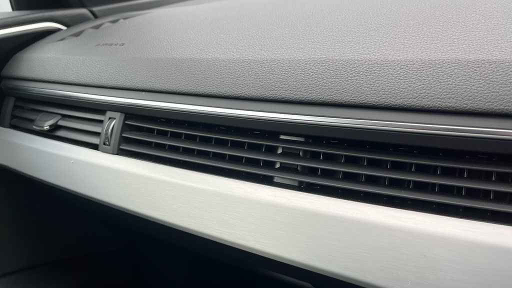 Audi A4 Avant Tfsi 40 Black Edition Grey #22