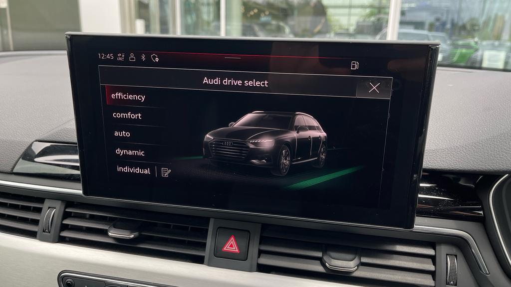 Audi A4 Avant Tfsi 40 Black Edition Grey #50