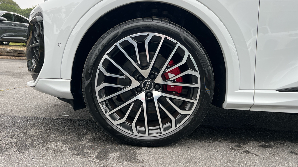Audi SQ5 Suv Edition 1 Tfsi 367 Ps S Tronic Black #28