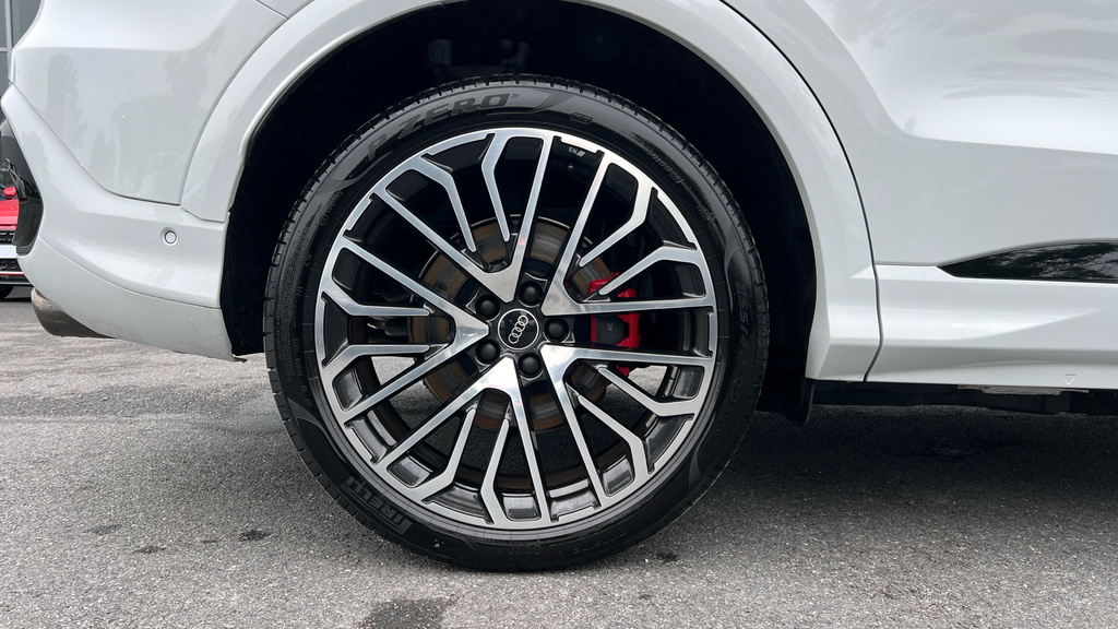 Audi SQ5 Suv Edition 1 Tfsi 367 Ps S Tronic Black #30