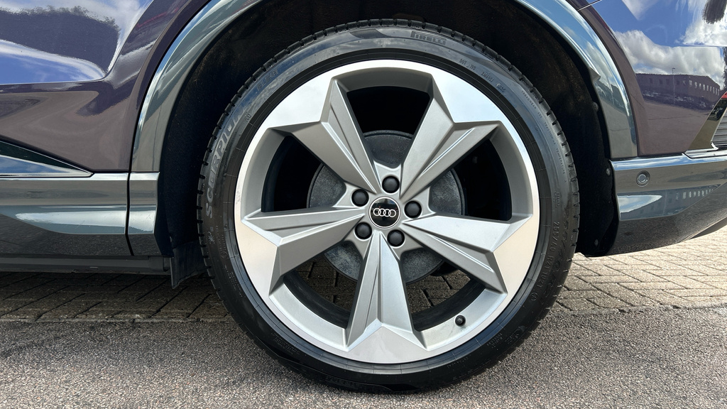 Audi Q4 E Tron 150Kw 40 63Kwh Black Edition Grey #22